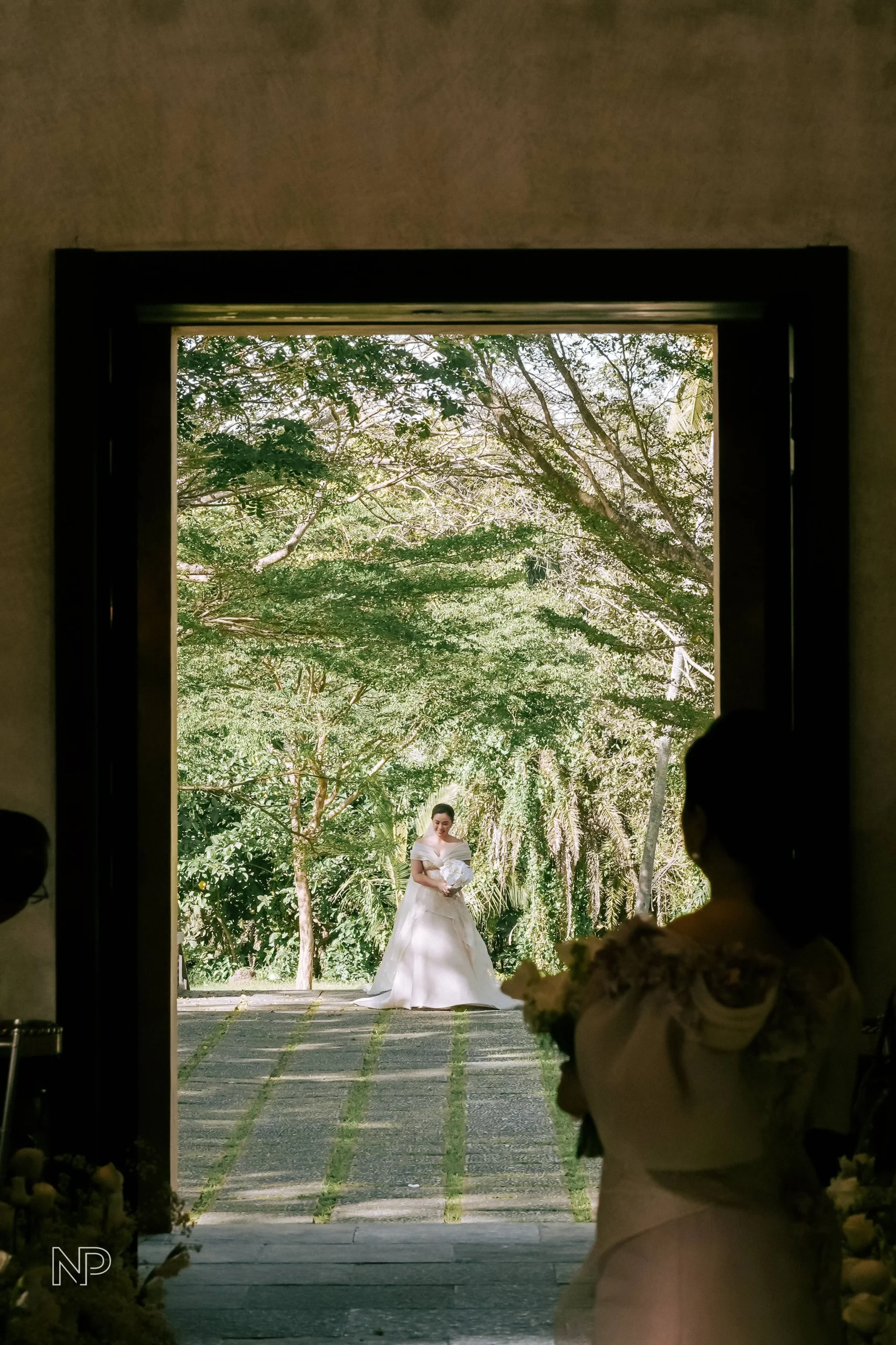 Aika’s wedding gown